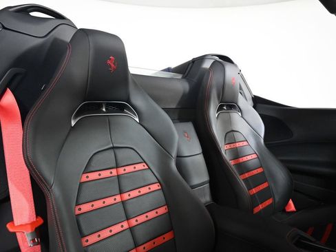 Used 2025 Ferrari SF90 Spider AWD/4WD image 4