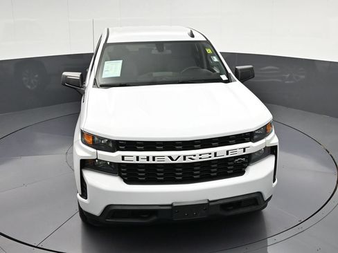 Used 2020 Chevrolet Silverado 1500 Custom w/ Custom Value Package AWD/4WD image 21