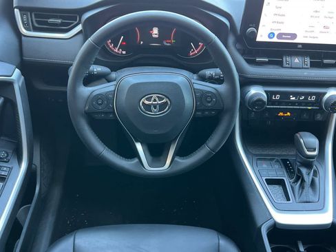 Used 2023 Toyota RAV4 XLE Premium FWD image 16