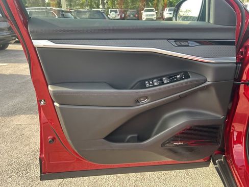 New 2025 Jeep Wagoneer S Limited image 35