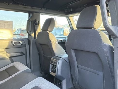 Used 2025 Ford Bronco Big Bend image 14