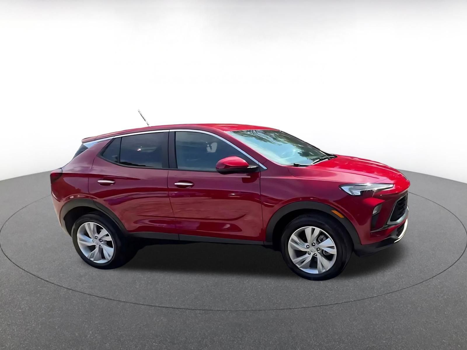 Used 2026 Buick Encore GX Preferred FWD image 2