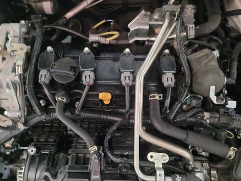 Used 2024 Nissan Altima 2.5 S FWD image 30