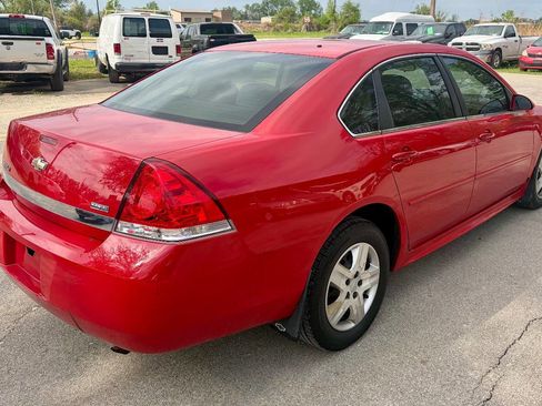 Used 2011 Chevrolet Impala LS image 3