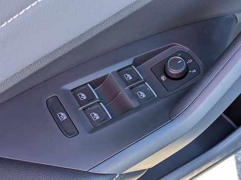 New 2026 Volkswagen Jetta SEL image 13