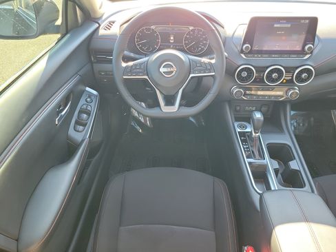 Certified 2025 Nissan Sentra SR image 16
