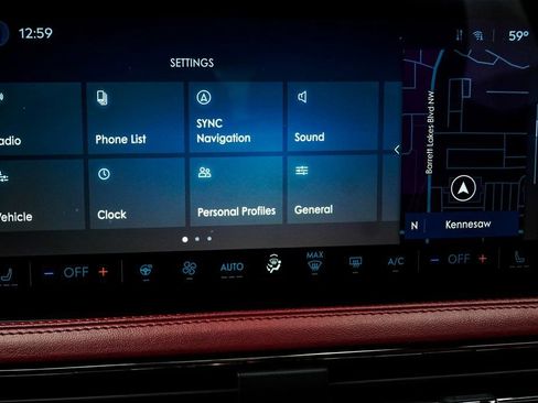 Used 2025 Lincoln Corsair Reserve w/ Equipment Group 202A FWD image 24