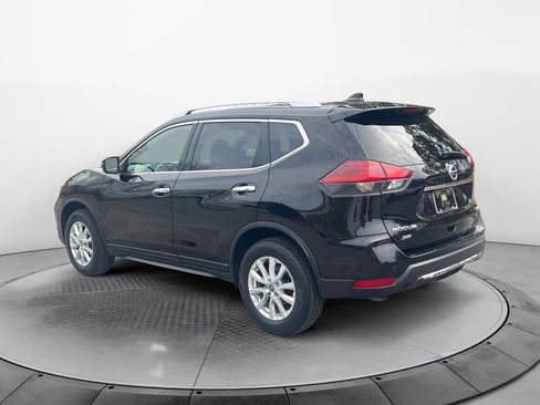 Used 2019 Nissan Rogue SV image 5