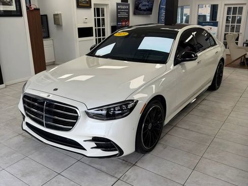 Used 2023 Mercedes-Benz S 500 4MATIC w/ AMG Line image 1