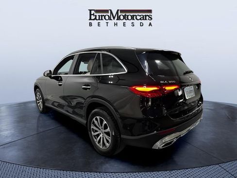 Certified 2023 Mercedes-Benz GLC 300 Black image 3