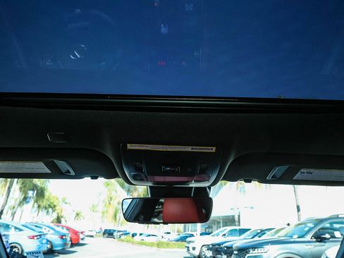 Used 2022 Lexus IS 350 F Sport image 21