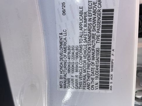 New 2025 Acura Integra A-Spec image 33