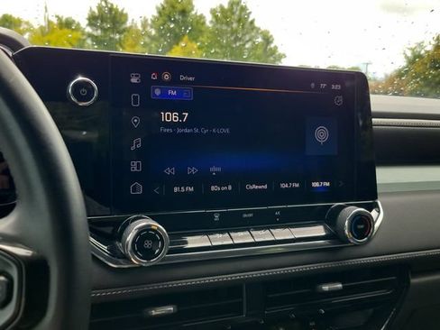 Used 2023 Chevrolet Colorado LT RWD image 19