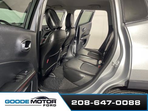 Used 2020 Jeep Compass Trailhawk image 19