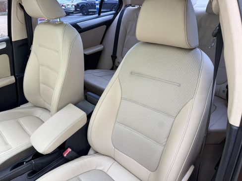 Used 2014 Volkswagen Jetta SE FWD image 21
