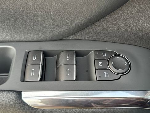 New 2026 Chevrolet Traverse RS w/ LPO, Floor Liner Package image 26