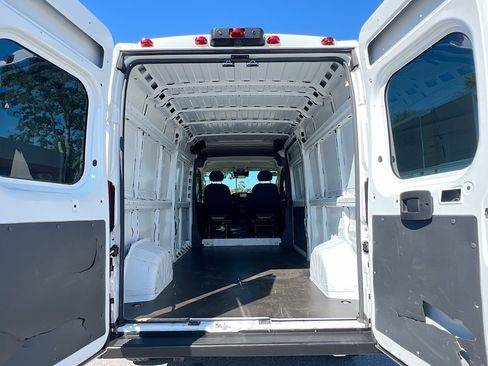 Used 2023 RAM ProMaster 2500 image 34