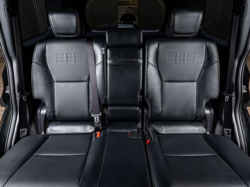 Used 2025 Lexus GX 550 image 35