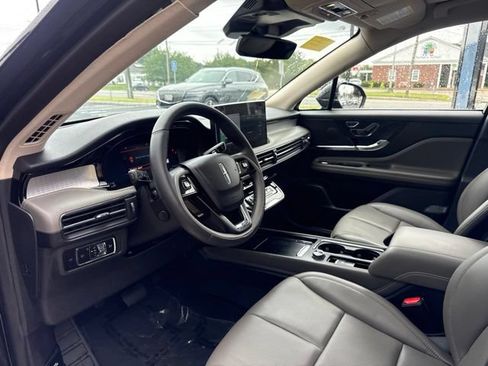 Used 2023 Lincoln Corsair AWD w/ Equipment Group 101A image 14