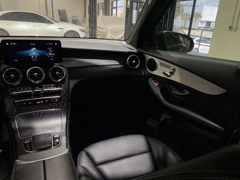 Used 2022 Mercedes-Benz GLC 300 w/ AMG Line image 4