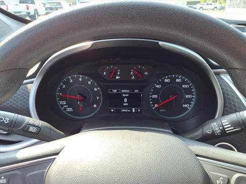 Used 2025 Chevrolet Malibu LT image 8