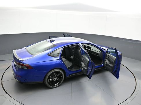 Certified 2023 Honda Accord Sport image 43