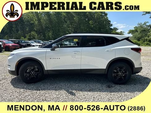 New 2026 Chevrolet Blazer LT w/ Sound & Technology Package AWD/4WD image 6