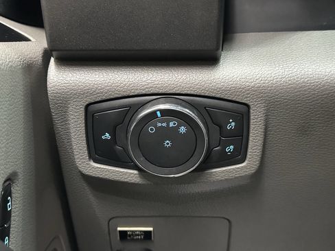 Used 2019 Ford F250 XL w/ Power Equipment Group image 25