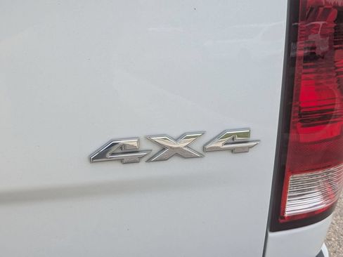 Used 2013 RAM 1500 Express AWD/4WD image 13