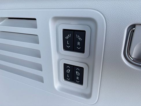 New 2026 Buick Enclave Avenir w/ Super Cruise Package image 45