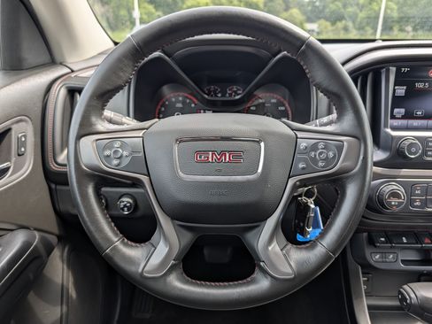 Used 2015 GMC Canyon SLE w/ All-Terrain Package AWD/4WD image 26