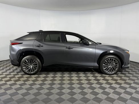 Used 2024 Lexus RZ 450e Premium image 5