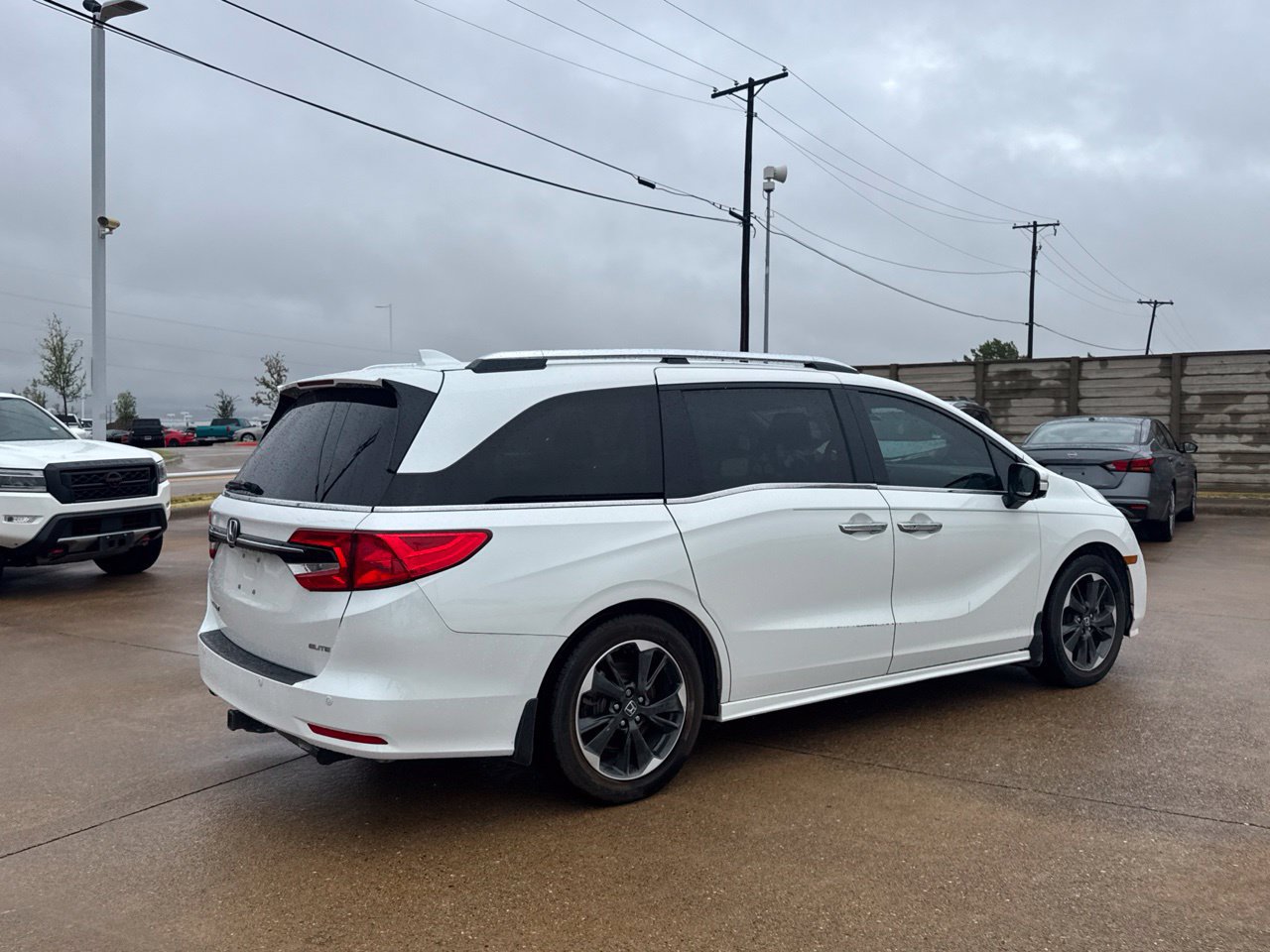 Used 2022 Honda Odyssey Elite image 23