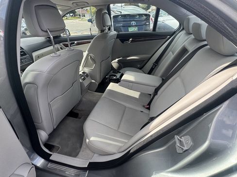 Used 2010 Mercedes-Benz C 300 4MATIC Sedan image 18