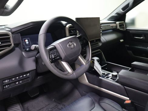 New 2026 Toyota Tundra Platinum AWD/4WD image 18
