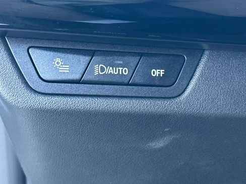 Used 2025 BMW X2 xDrive28i w/ M Sport Package AWD/4WD image 30