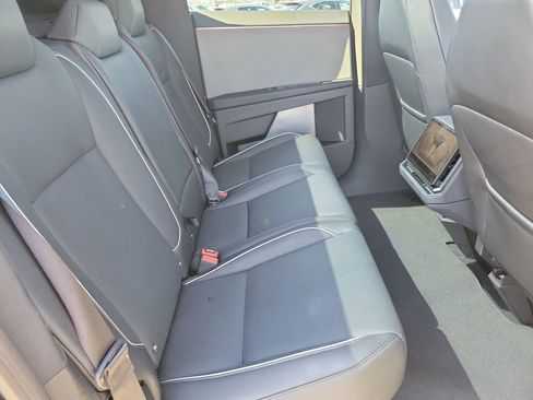 Used 2025 Tesla Cybertruck AWD Crew Cab image 22