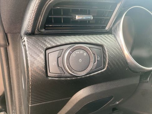 Used 2019 Ford Mustang Coupe image 19