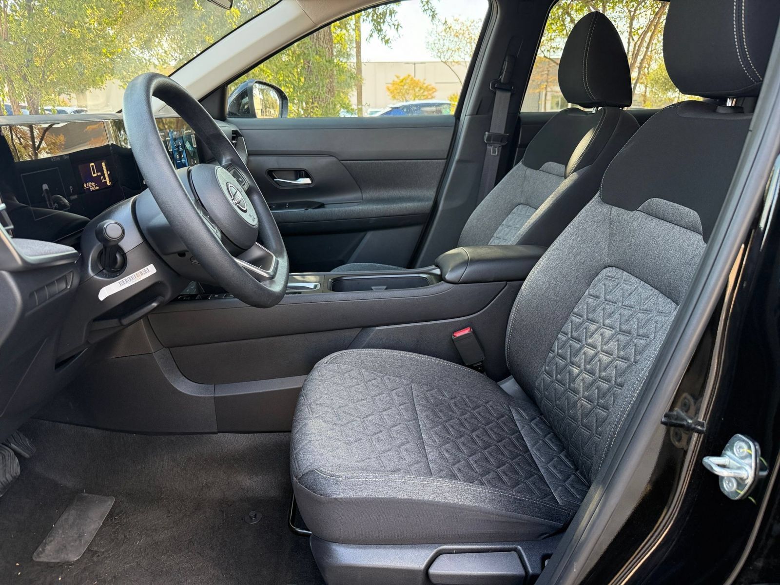 Used 2026 Nissan Kicks SV w/ Cold Weather Package AWD/4WD image 26