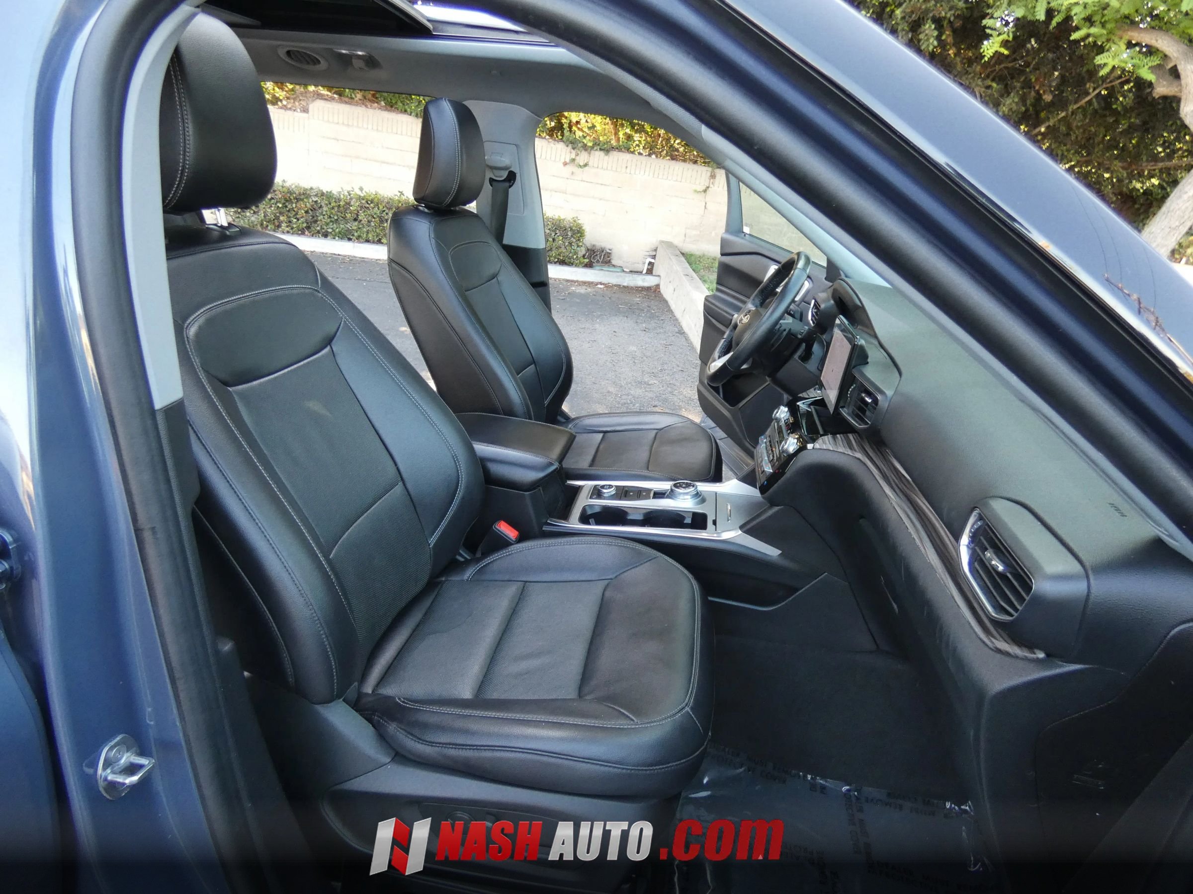 Used 2021 Ford Explorer Limited AWD/4WD image 29