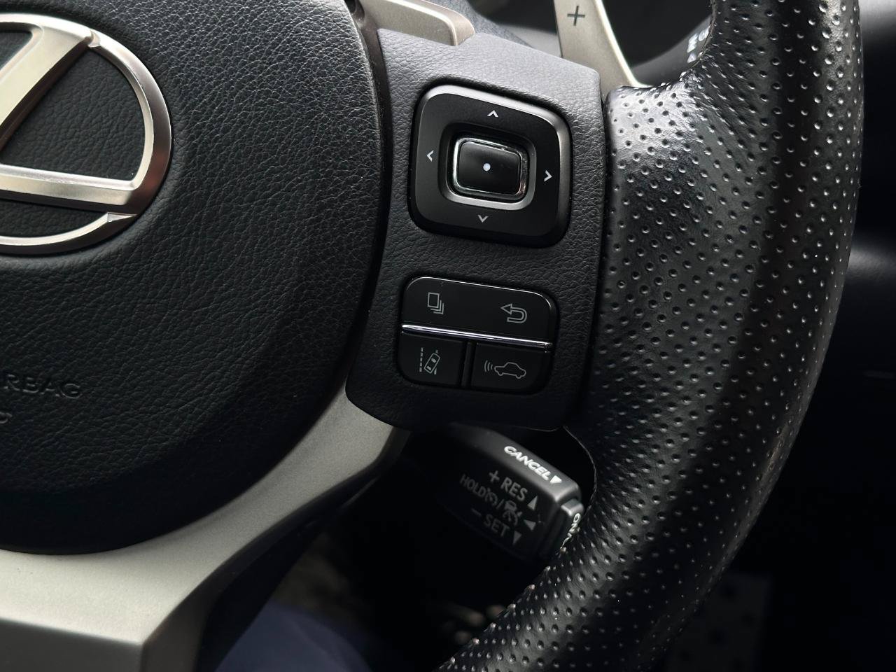 Used 2020 Lexus IS 300 F Sport w/ F Sport Package RWD image 16