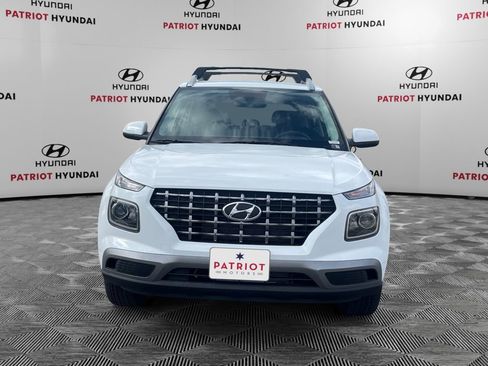 New 2026 Hyundai Venue SEL FWD image 8