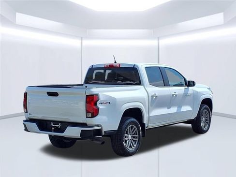 Used 2023 Chevrolet Colorado LT w/ LT Convenience Package AWD/4WD image 29