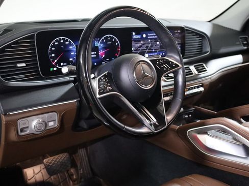 Used 2024 Mercedes-Benz GLE 350 4MATIC image 32