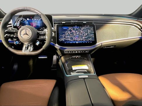 New 2026 Mercedes-Benz E 53 AMG e 4MATIC Sedan image 7