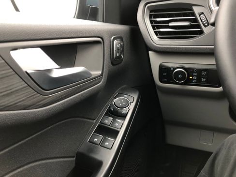 New 2026 Ford Escape Platinum w/ Premium Technology Package image 25