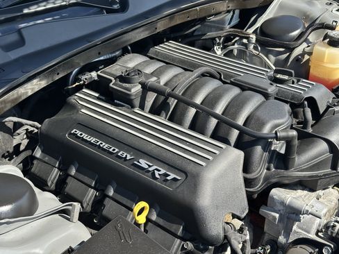 Used 2019 Dodge Charger Scat Pack RWD image 16