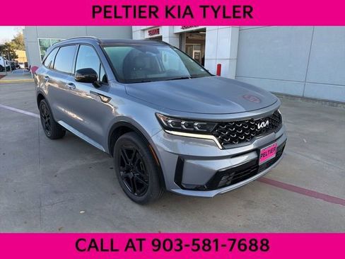Certified 2022 Kia Sorento SX image 1
