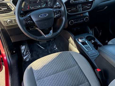 Used 2022 Ford Escape SE w/ Convenience Package image 12