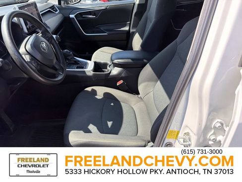 Used 2023 Toyota RAV4 XLE AWD/4WD image 24